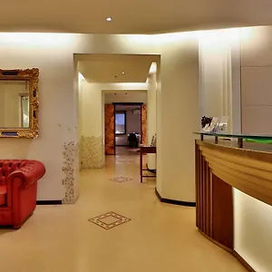 Western Metropoli 3*, Cenova İtalya