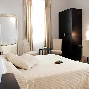 *** Bed & Breakfast Operà Italia