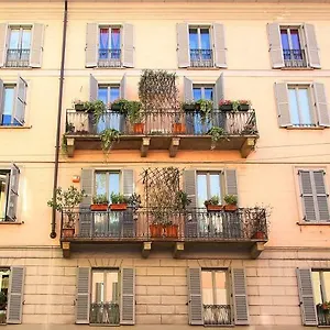 https://residenza-porta-romana.it-lombardy.com