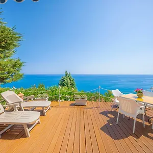 https://suite-with-stunning-sea-view-terrace.sicilyhotelsitaly.net
